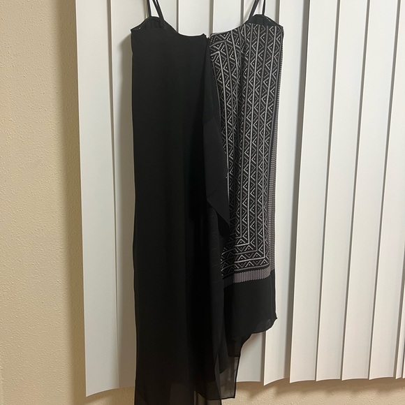 BCBGMAXAZRIA size 6 (M) never used . NWT. - Picture 2 of 15